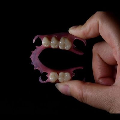 ποιότητας  Lightweight Flexible Valplast Partial Denture For Single Tooth εργοστάσιο